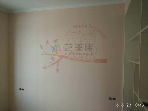 勞動(dòng)路李女士家兒童房床頭背景